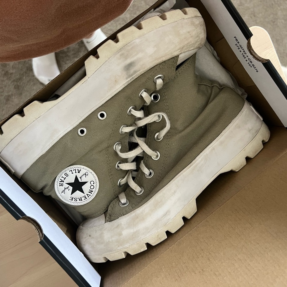 Platform Converse